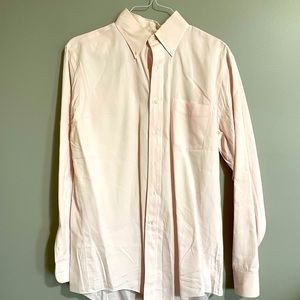 Lands end Mens long sleeves button down shirt, light pink